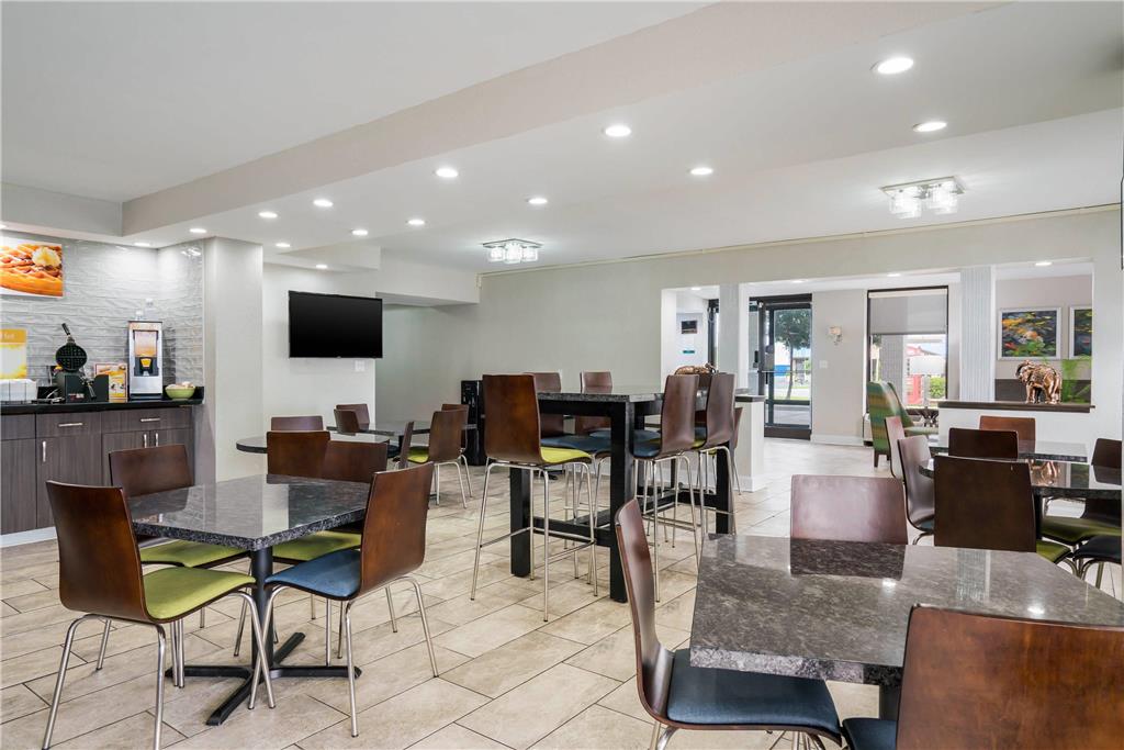 Quality Inn Greenville near University - photo 32
