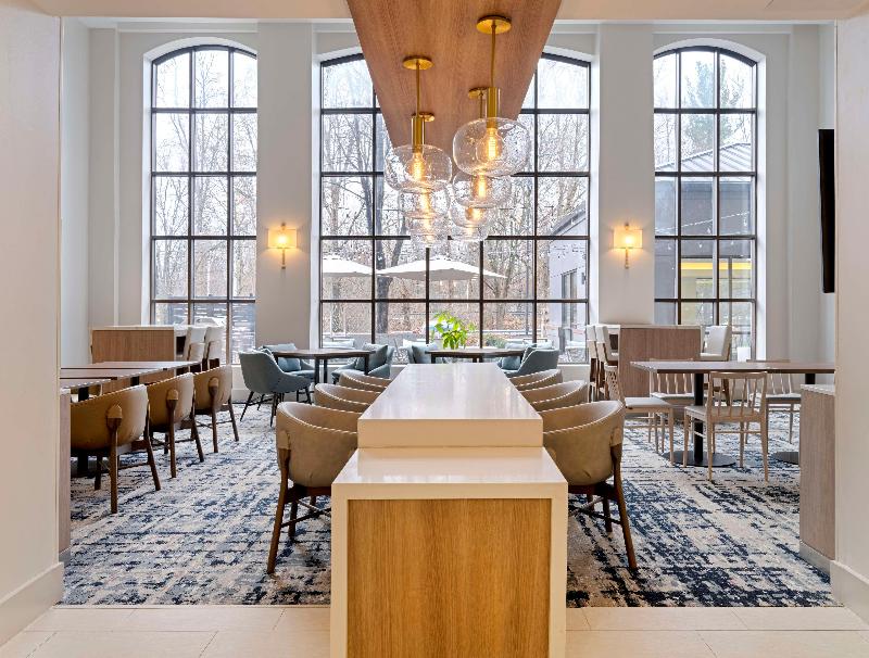 Homewood Suites by Hilton Parsippany Troy Hills - carbon neutral hotel in Parsippany