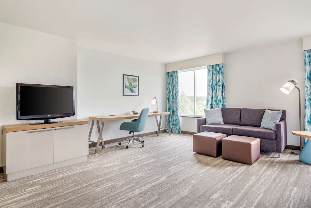 Hilton Garden Inn Atlanta NE Gwinnett Sugarloaf - photo 13