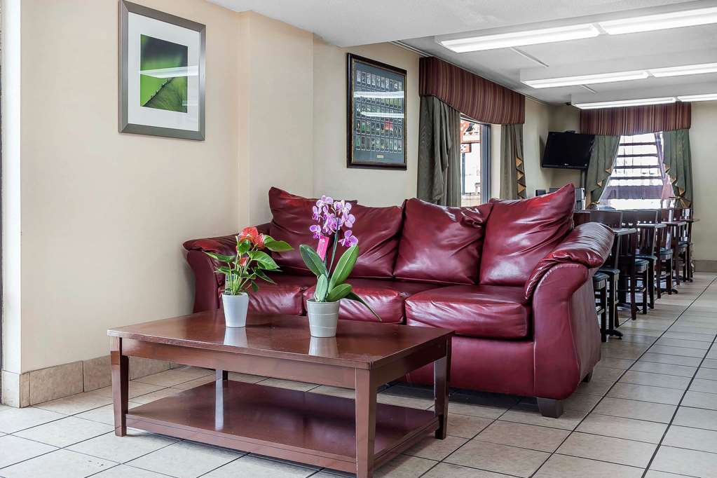 Rodeway Inn Augusta South - photo 3
