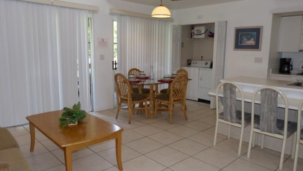 3BR 2BA Townhome Close to Disney Kissimmee - photo 12