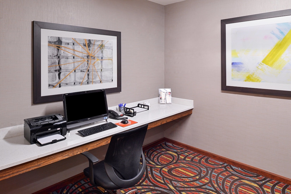 Holiday Inn Express & Suites Lonoke I 40 Exit 175 - photo 27