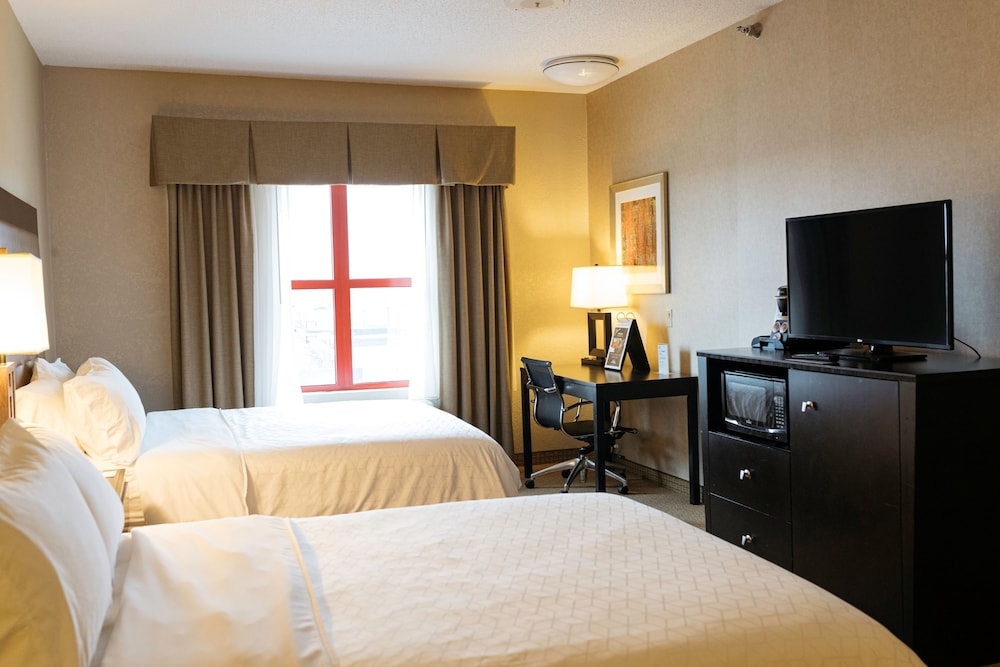 Holiday Inn Express Hotel & Suites Olathe North by IHG - photo 35