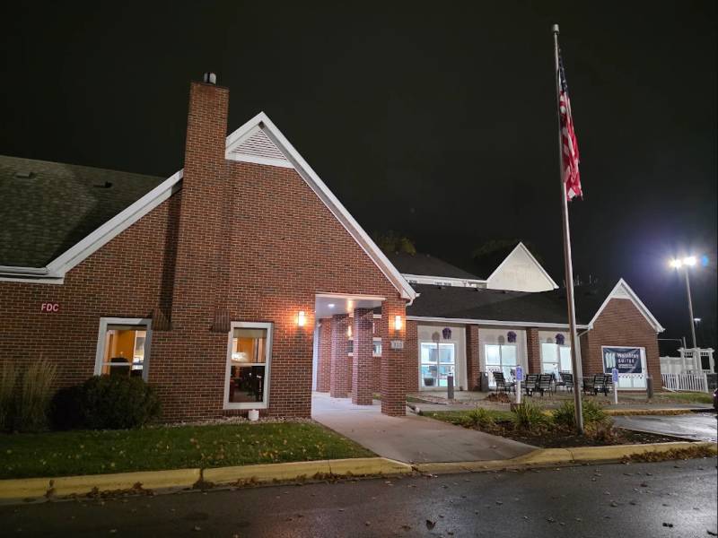 Mainstay Suites Appleton Airport — Appleton