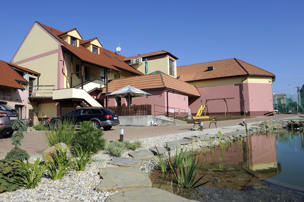 Wellness Penzion Kroměříž Zlobice in Kromeriz, Czech Republic