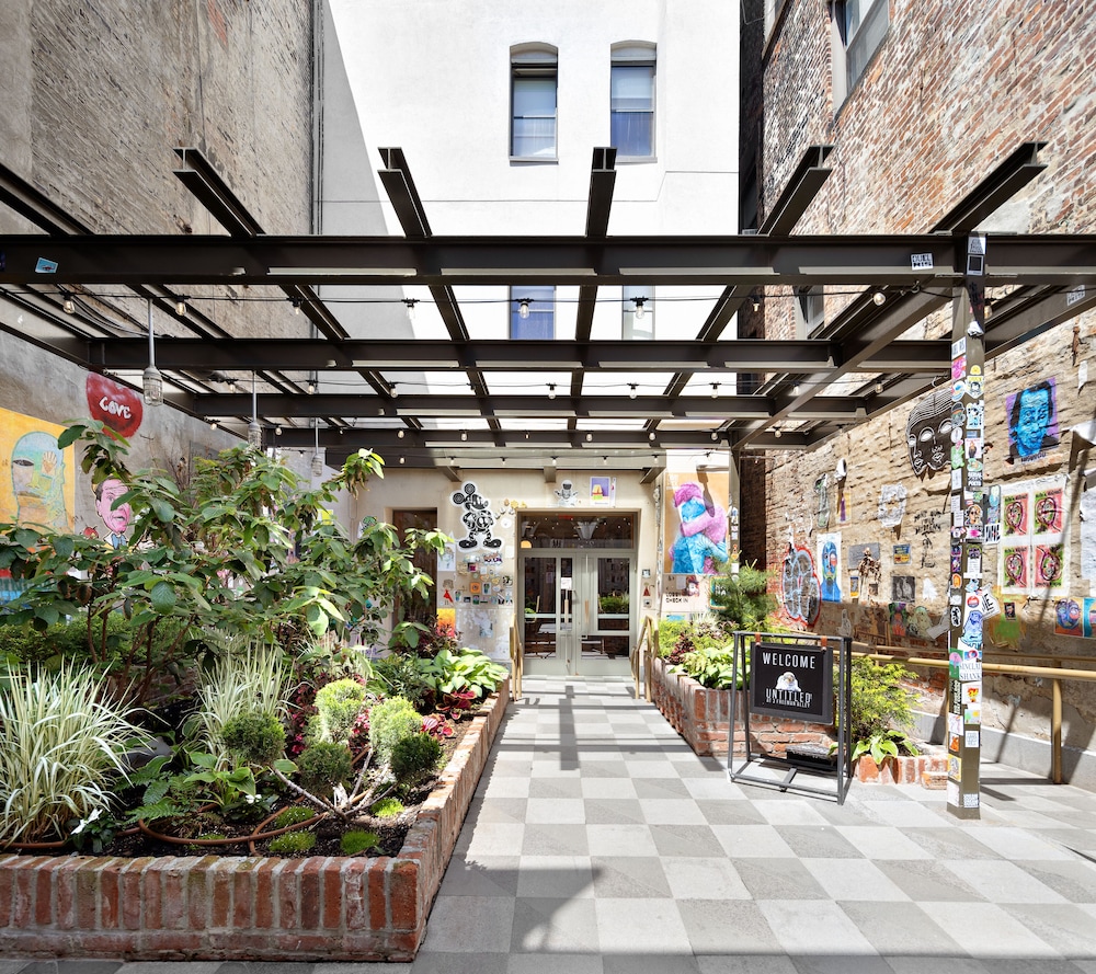 Untitled at 3 Freeman Alley - photo 56