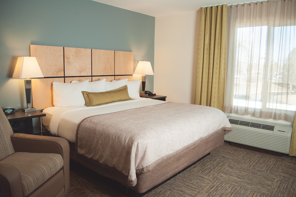 Candlewood Suites Fort Collins by IHG - photo 23