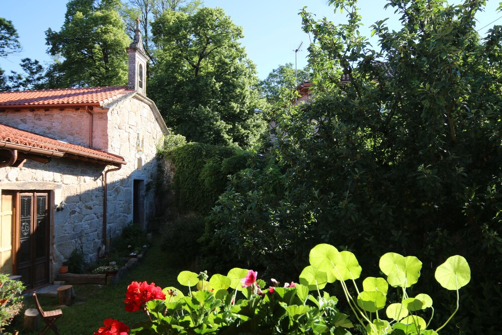 Pazo De Chaioso — hotel in Maceda