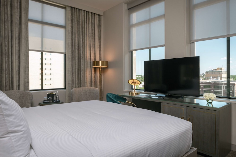 Tulsa Club Hotel Curio Collection by Hilton - photo 28