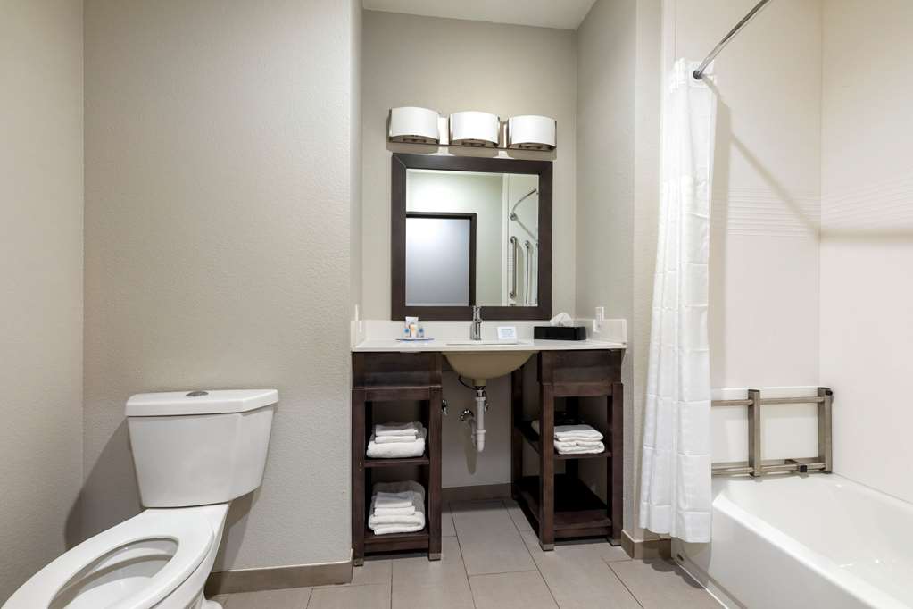 Comfort Inn & Suites Balch Springs SE Dallas - photo 16