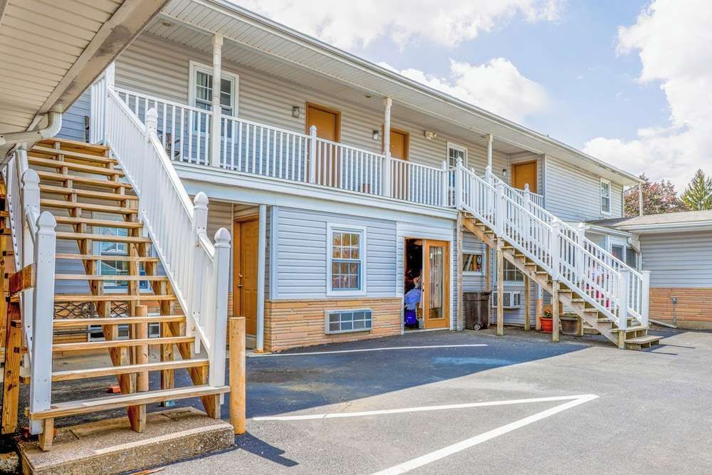 Dutch Motel By OYO Near Hershey Park in Palmyra, United States