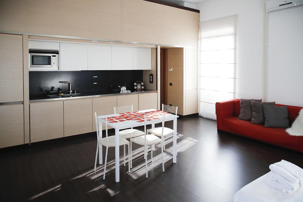 BNBOOK Federico Borromeo — 4-Star Luxury Hotel in Rho, Italy