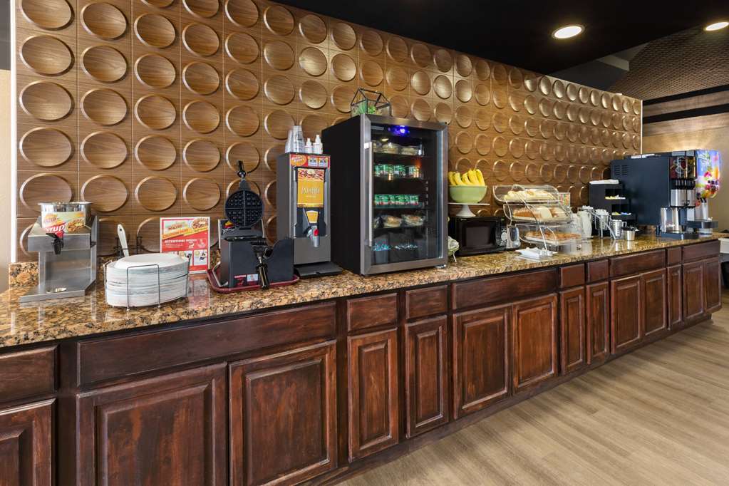 Wingate by Wyndham Troy - photo 11