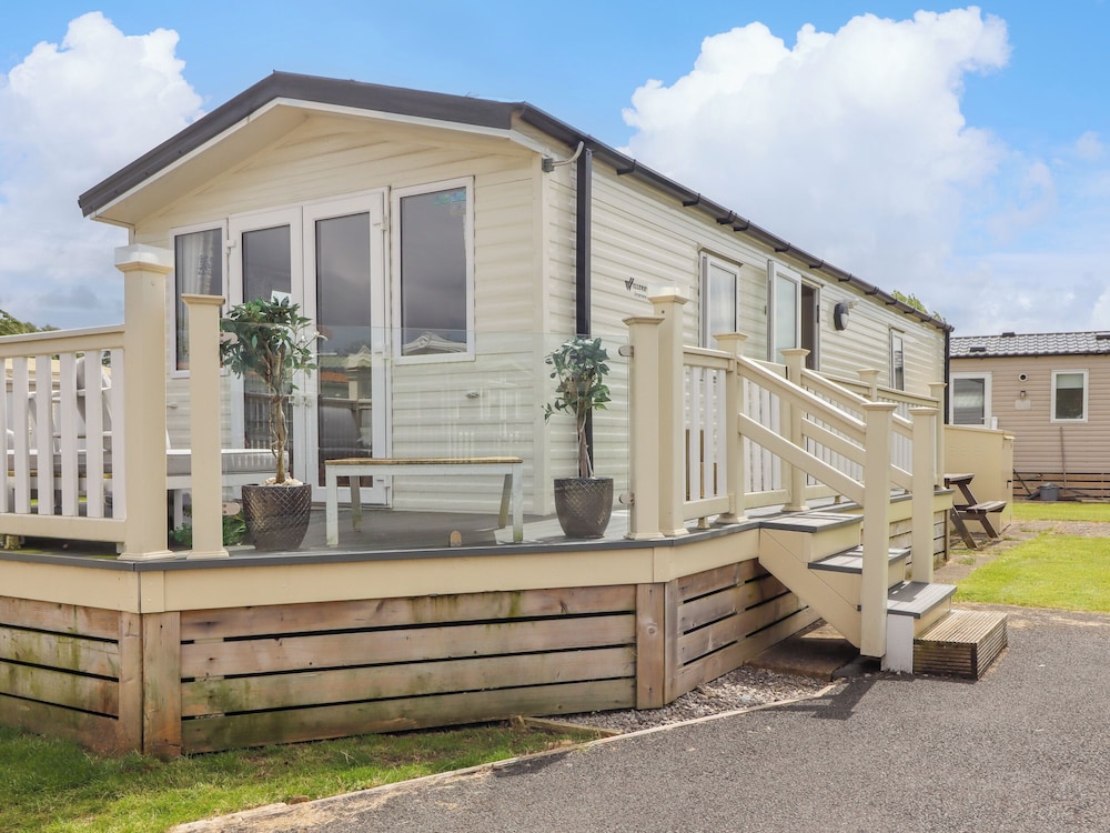 Windermere Lodge — 4-Star Luxury Hotel in Morecambe, United Kingdom