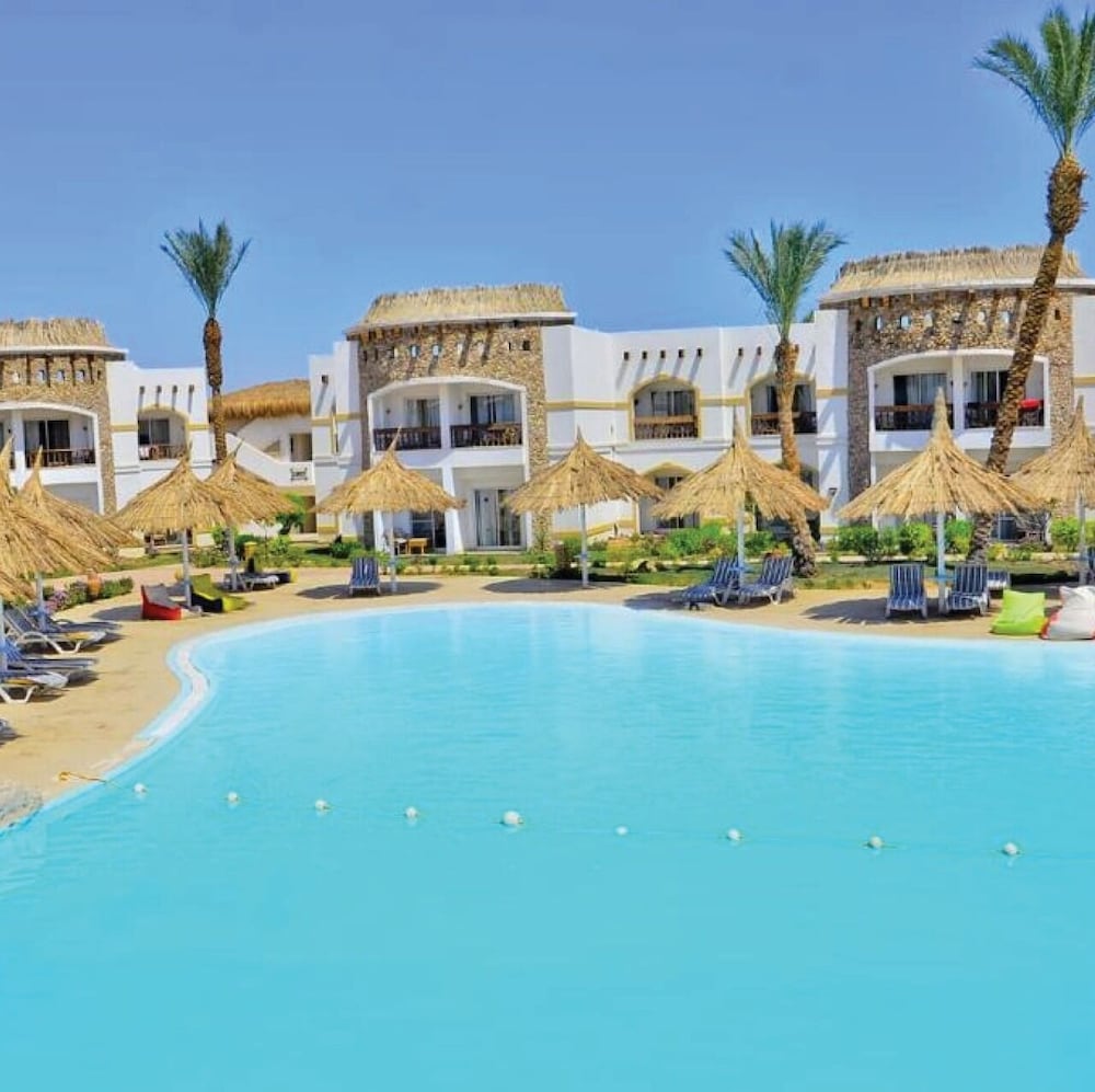 Savana Club Resort & Aqua Park — 4-Star Luxury Hotel in Sharm El-Sheikh, Egypt