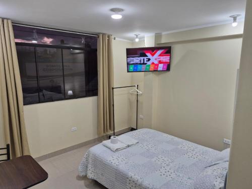 Habitación privada con vista a la calle cerca a la plaza Constitución in Huancayo, Peru