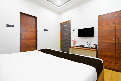 Super Hotel O Mana Camp Near Airport — hotel near Swami Vivekananda Airport