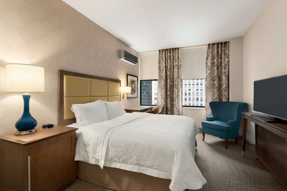 Hampton Inn Chicago Downtown N Loop Michigan Ave - photo 9