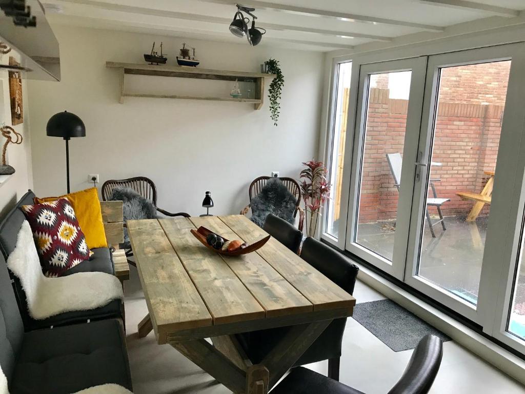 Ferienhaus Glücklich am Meer 3 mit Wellnesszugang in Egmond Aan Zee, Netherlands