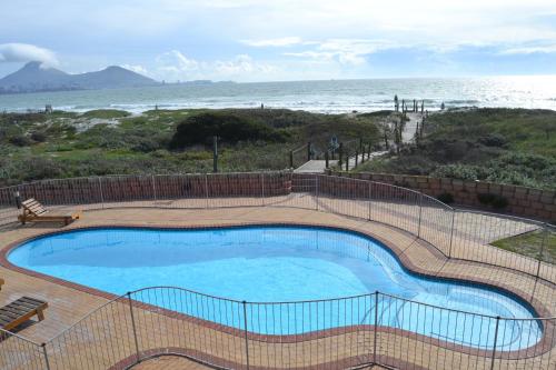 Lagoon Beach Neptune Isle Cape Town
