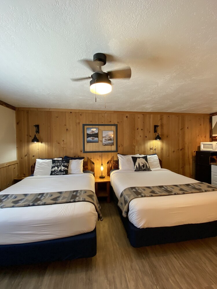 Columbia Point Resort - photo 35
