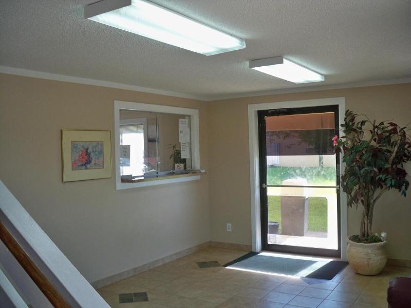 Knights Inn Wentzville MO - photo 24