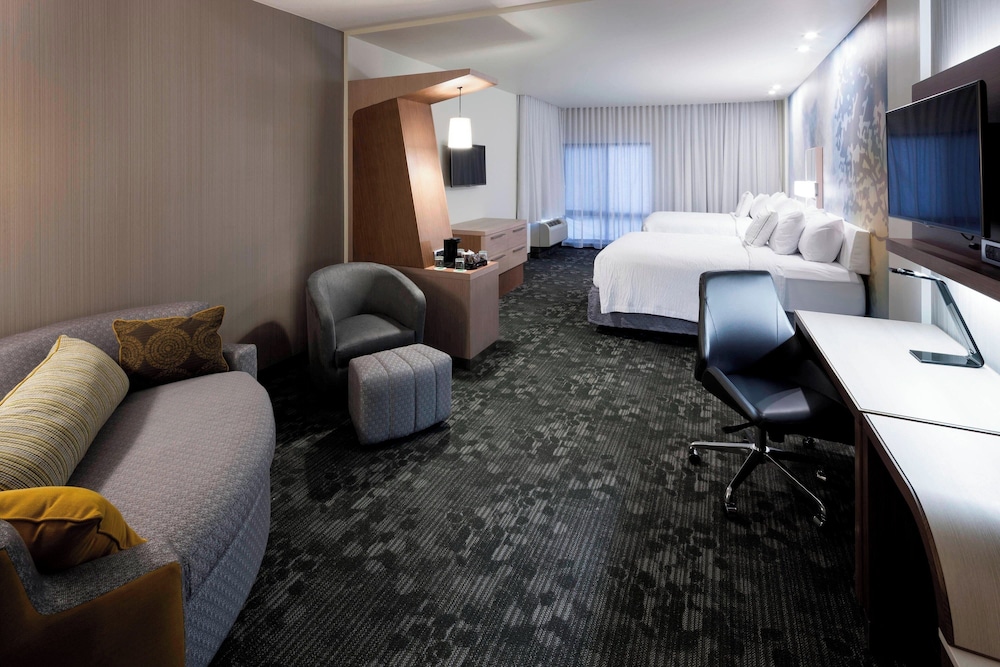 Courtyard by Marriott Houston North Shenandoah - photo 9