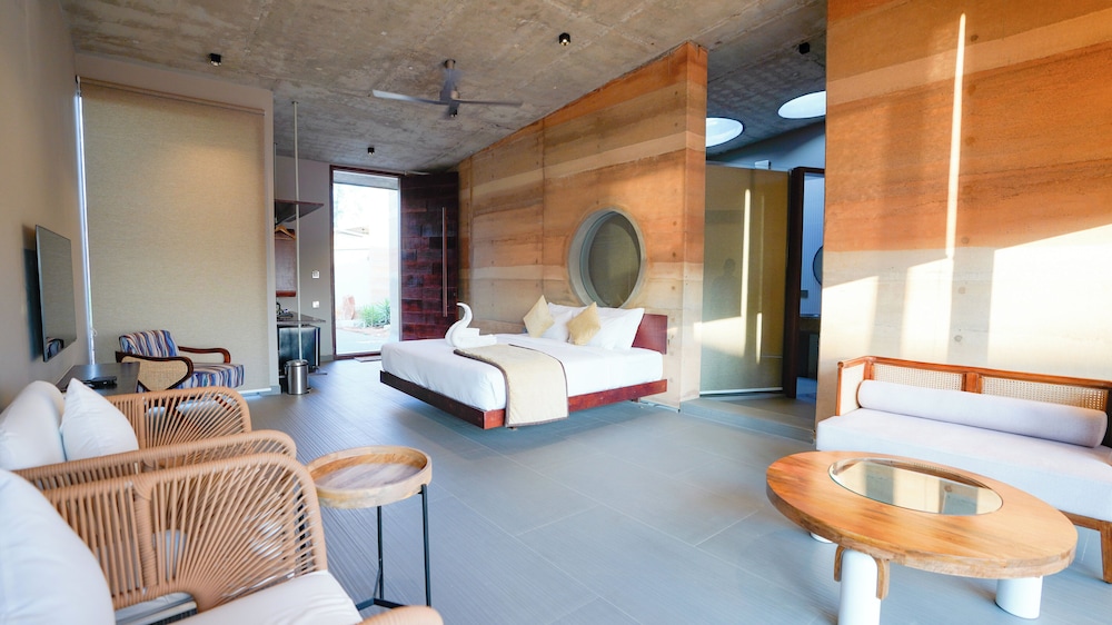 R D S Nature Retreat — Anekal