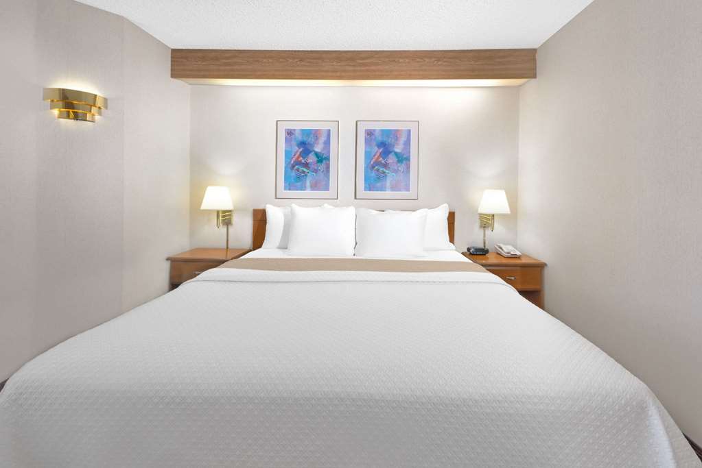 Days Inn by Wyndham Liberal KS - photo 10