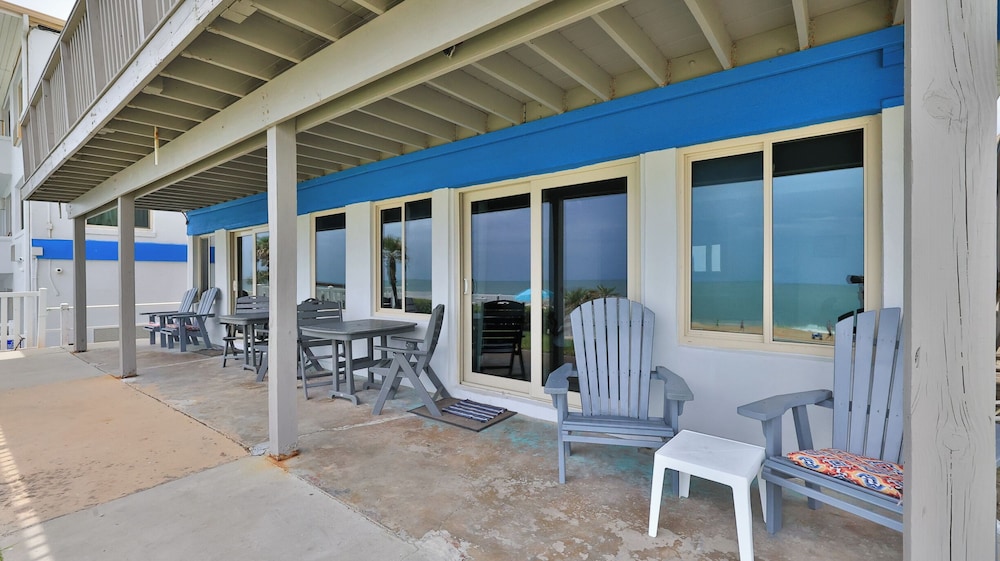 Driftwood Beach Motel - photo 136