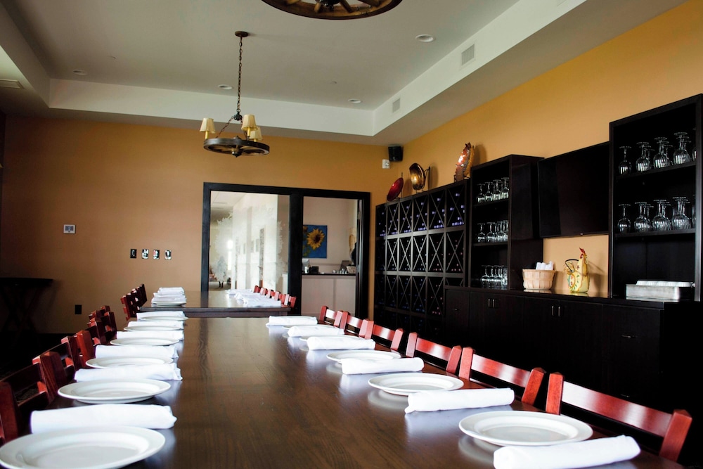 Fairfield Inn & Suites by Marriott Fair Oaks Farms - photo 73