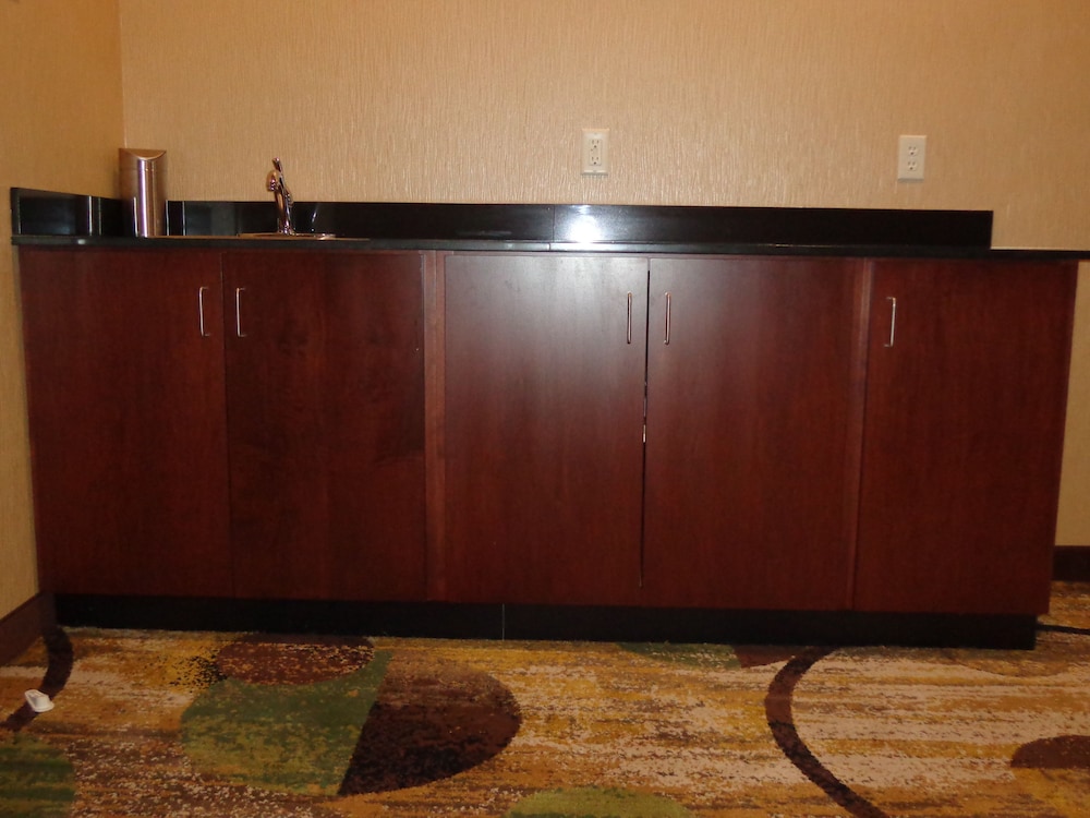 Comfort Inn & Suites Marquette Prairie du Chien - photo 32