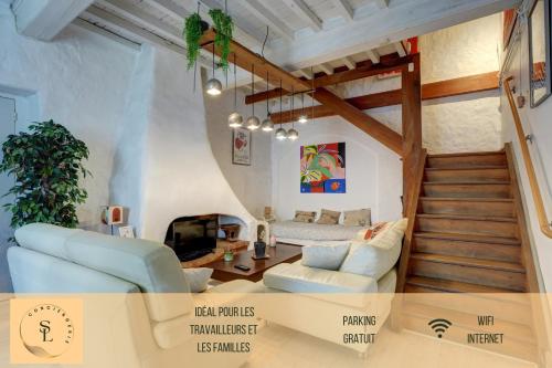 Charme Authentique a Corbas Authentic Charm in Corbas 120m2 of Comfort 6 Personnes - last minute hotel in Corbas