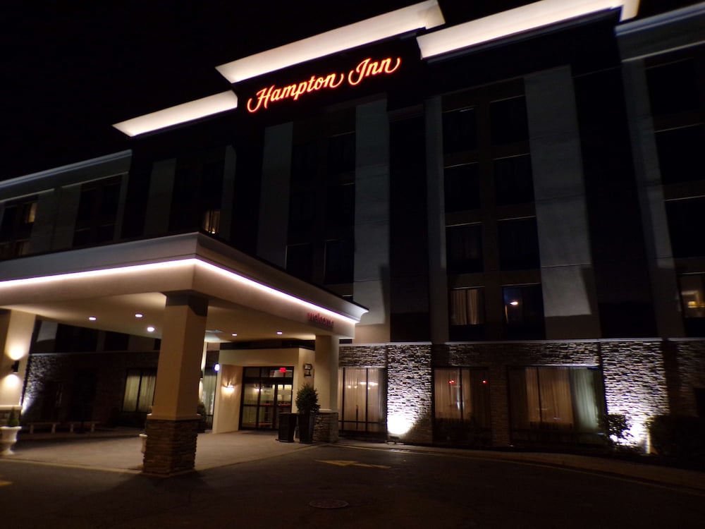 Hampton Inn Carlstadt At The Meadowlands - photo 41