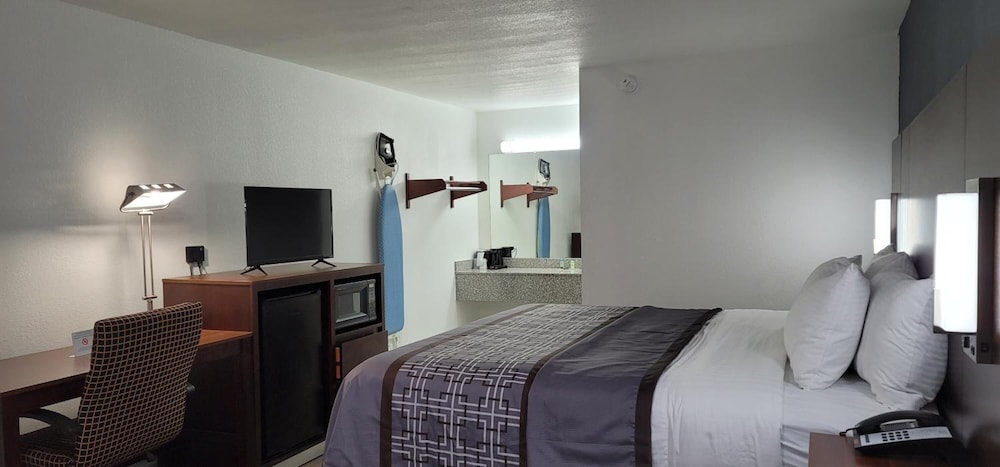 Key West Inn Boaz - photo 18