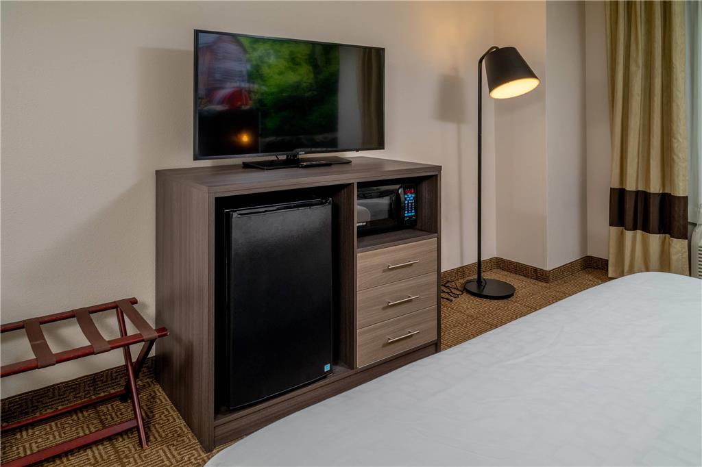 Clarion Pointe Beckley - photo 14