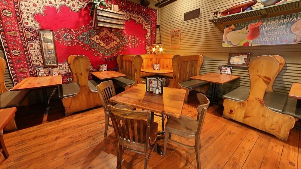 Outback Roadhouse Motel and Suites - photo 9