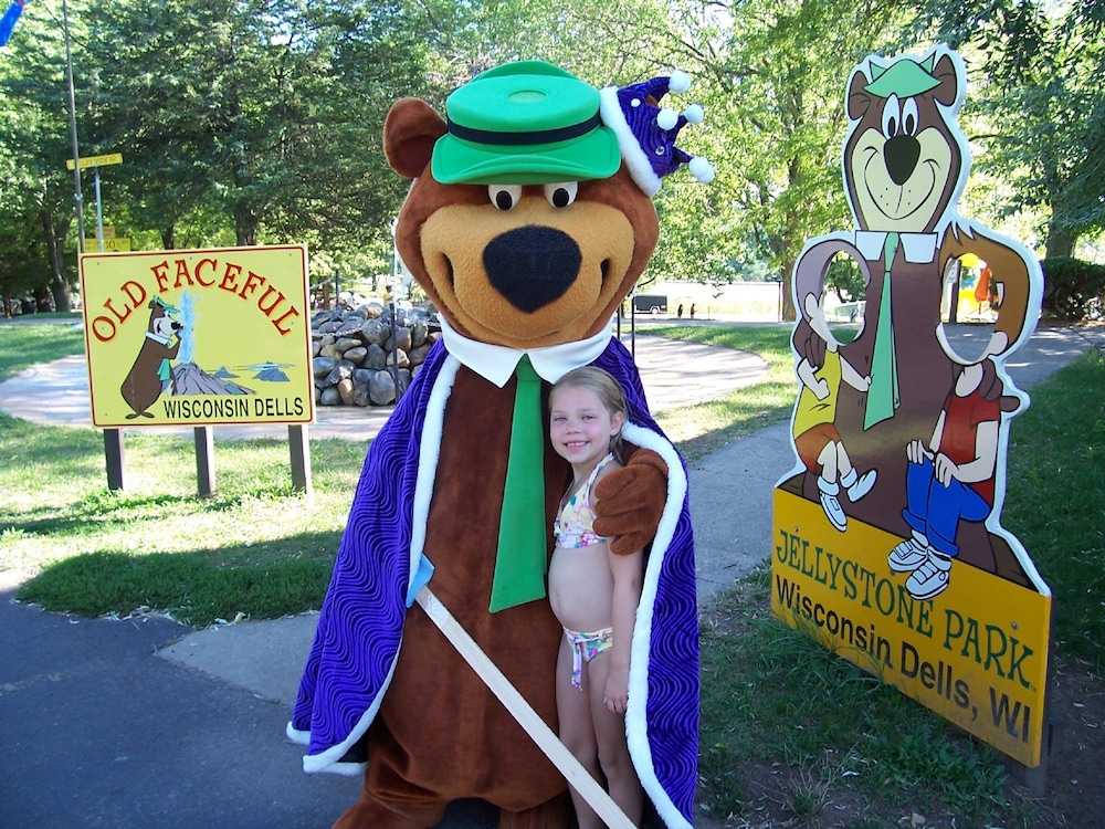 Yogi Bear's Jellystone Park Camp Resort Wisconsin Dells - photo 88