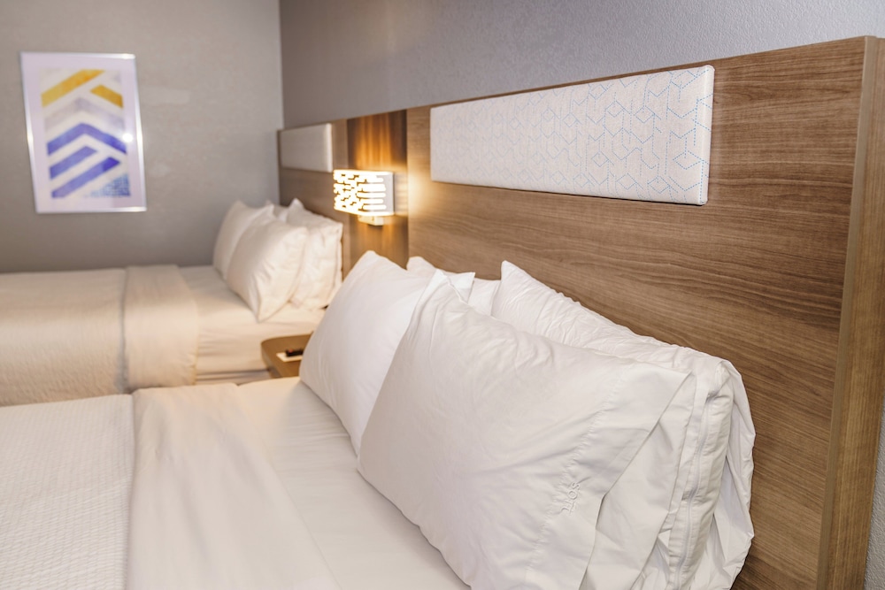 Holiday Inn Express Hotel & Suites Raleigh SW NC State by IHG - photo 15