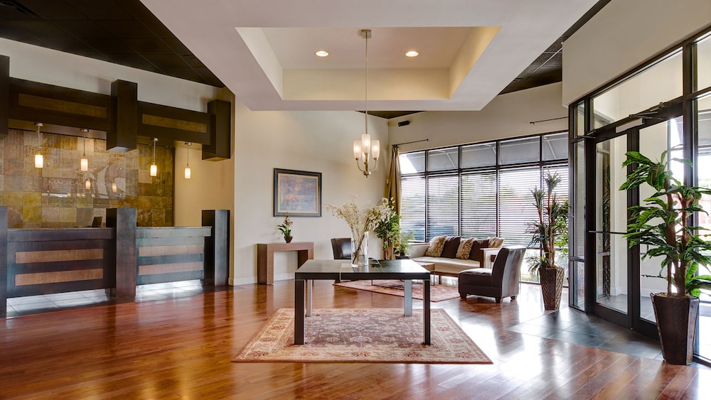 Norwich Townhome at Emerald Island - photo 2