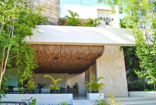 Upscale Condo Perfect Location — 4-Star Luxury Hotel in Tulum, Mexico