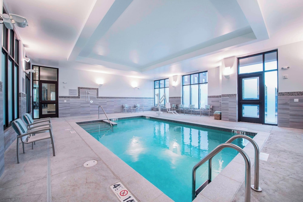 TownePlace Suites Boston Logan Airport Chelsea - photo 39