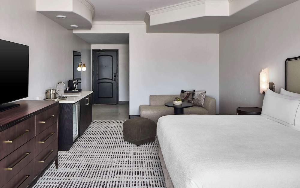 La Bellasera Hotel & Suites Paso Robles Tapestry by Hilton - photo 36
