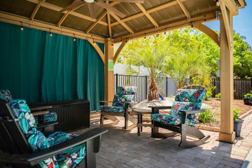 Nemo's Place by Oak Island Accommodations - photo 22