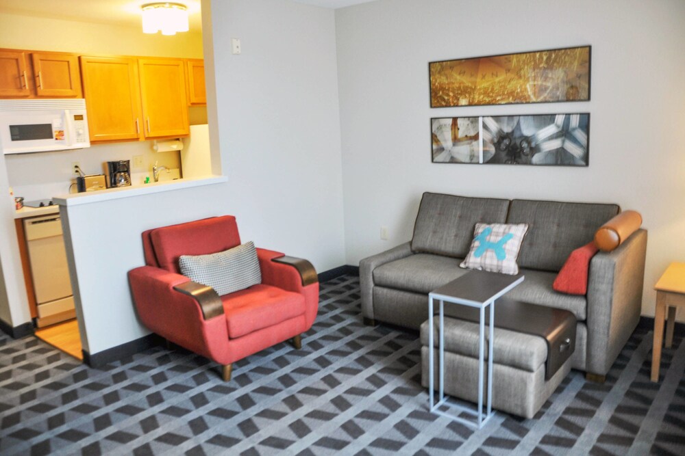 Towneplace Suites Abq Airport - photo 5