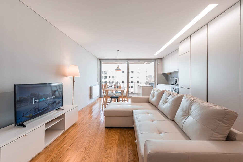 GuestReady Bodacious Insights - last minute hotel in Porto
