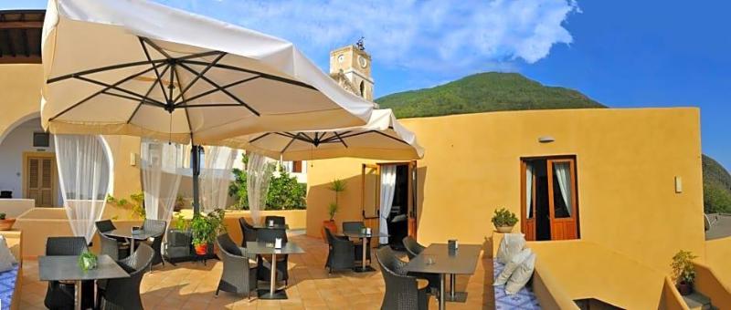 Solemar Hotel - carbon neutral hotel in Leni
