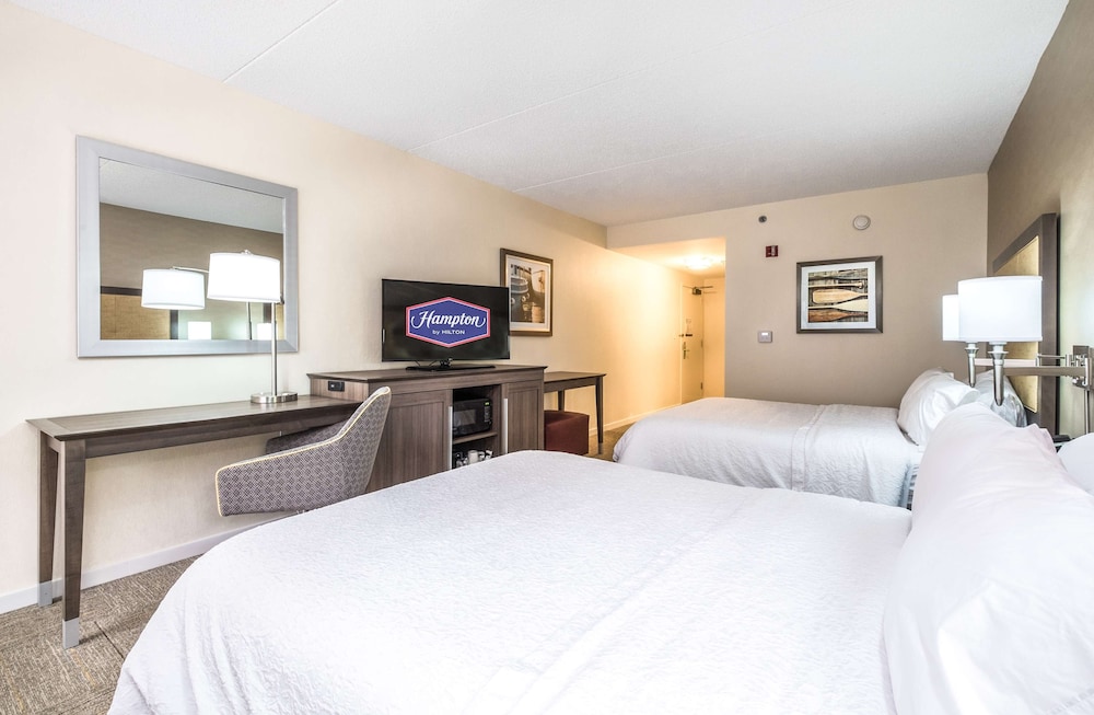 Hampton Inn Freeport Brunswick - photo 21