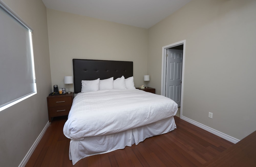Wasaga Riverdocks Hotel Suites — Wasaga Beach — photo 5