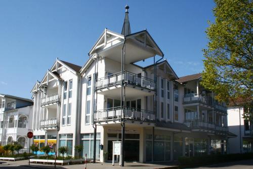 Haus Mecklenburg - carbon neutral hotel in Ostseebad Goehren